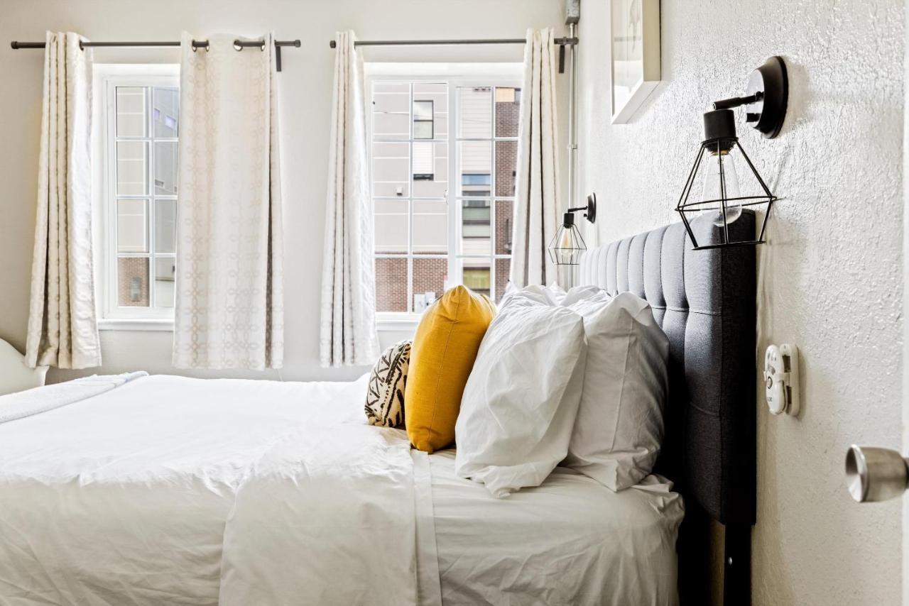 Stylish City Retreat - King Beds - Walk To Sloans Lake DEN Buitenkant foto