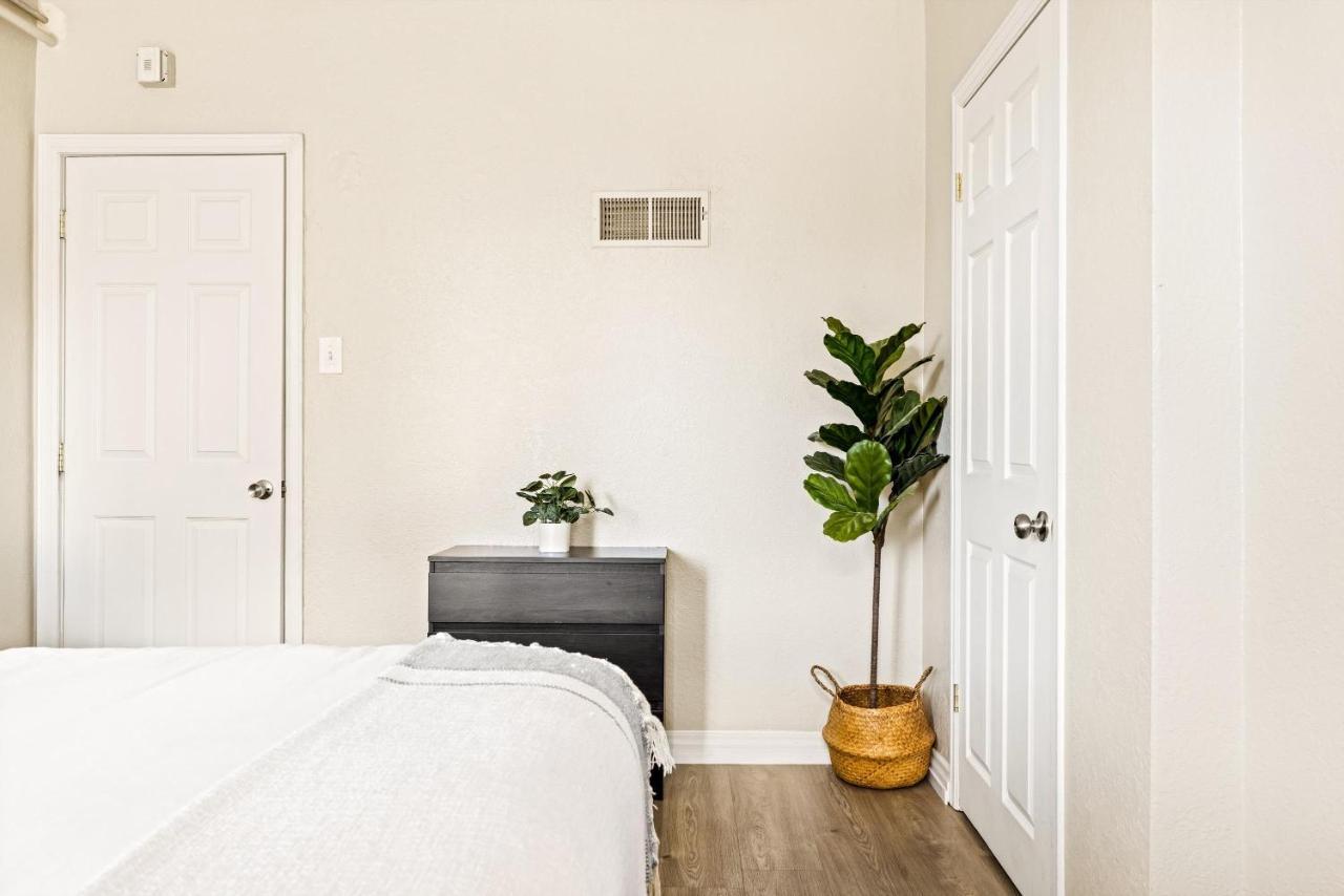 Stylish City Retreat - King Beds - Walk To Sloans Lake DEN Buitenkant foto